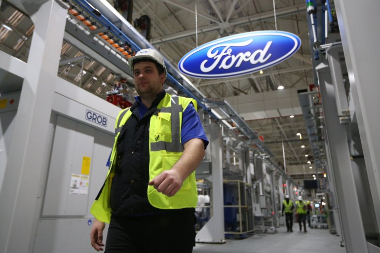Ford to build a 300mile range electric crossover in